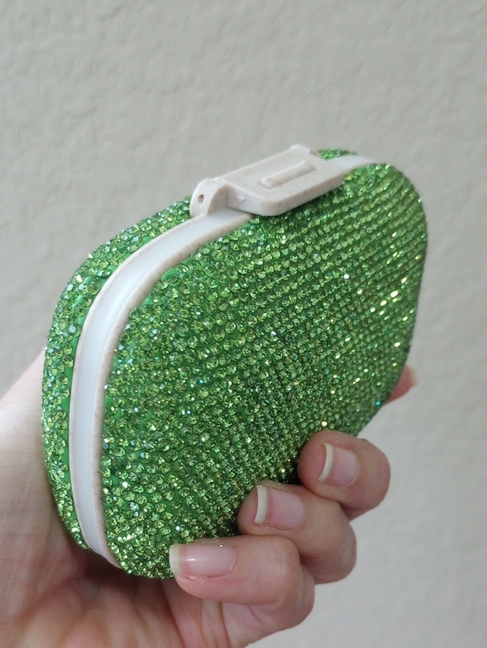 NWOT-Green Rhinestone Bling Pill Case - Picture 5 of 5